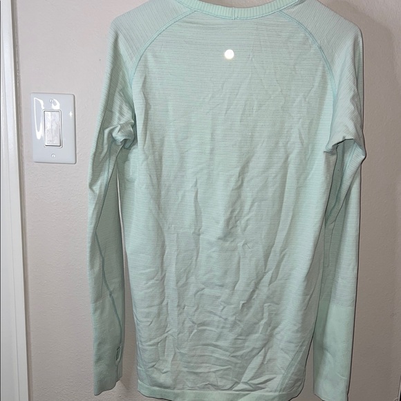 Lululemon Swiftly Long Sleeve Top - Picture 6 of 7